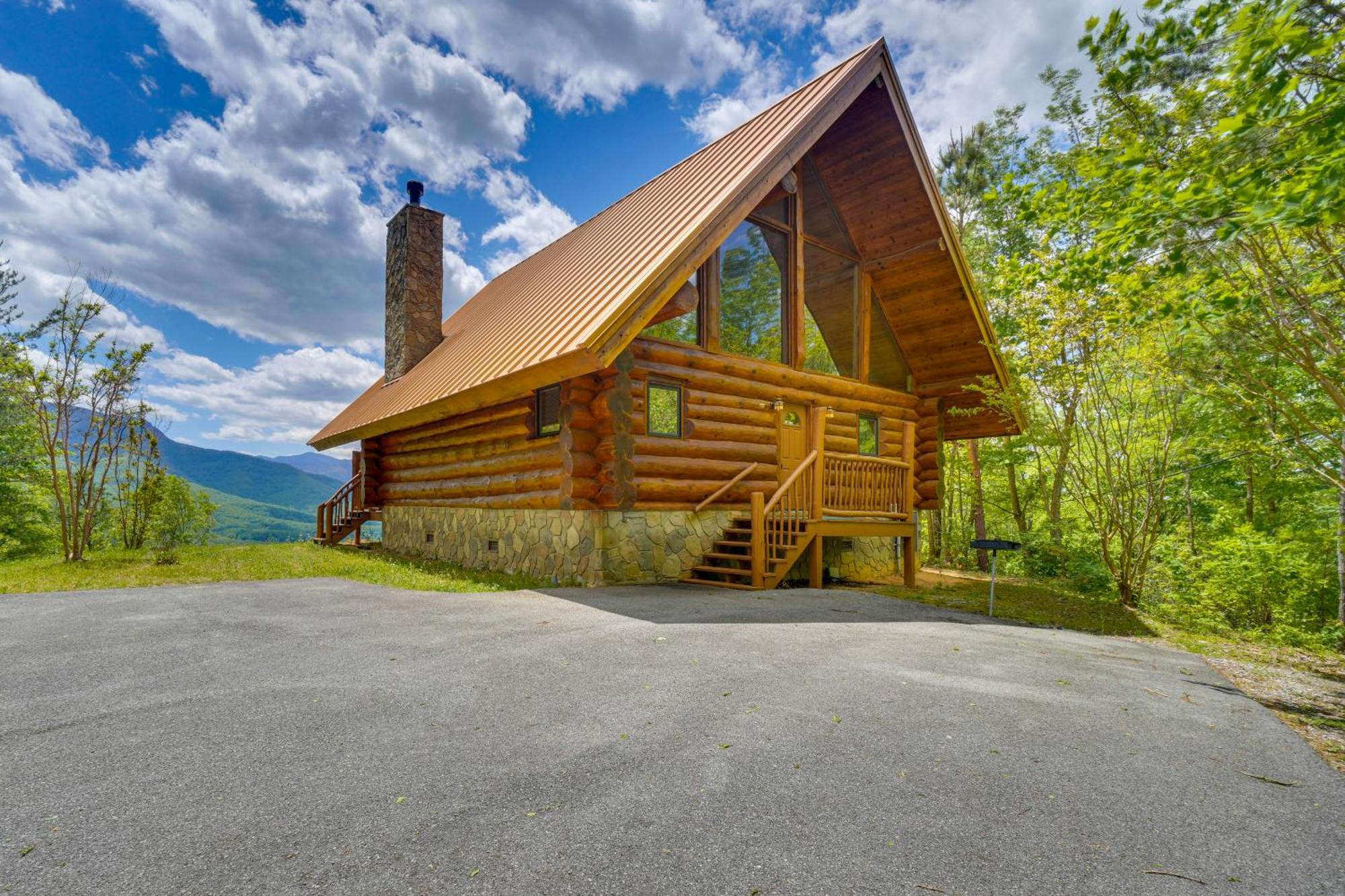 Gatlinburg Cabin With Hot Tub About 11 Miles To Downtown Exteriör bild