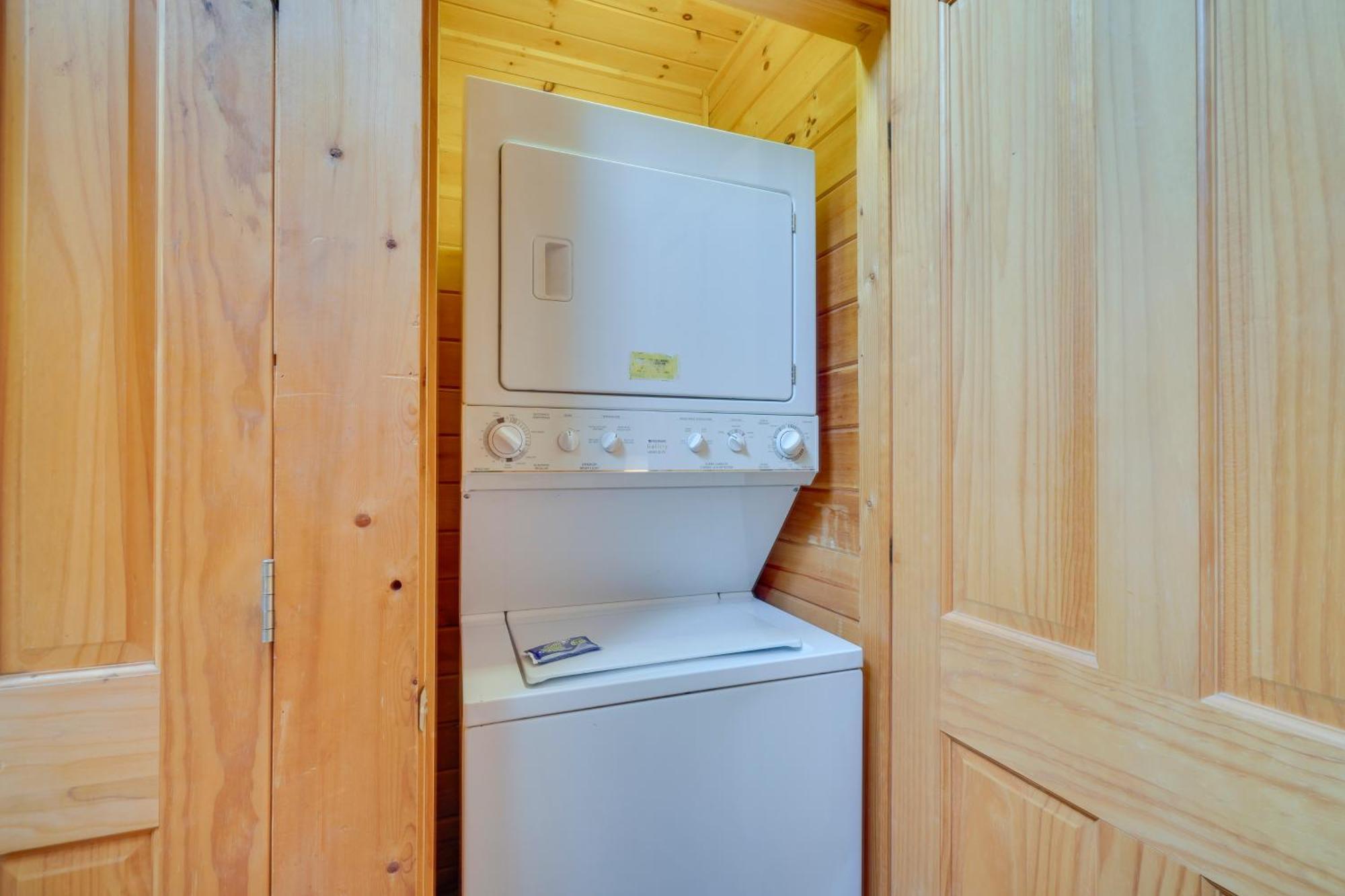 Gatlinburg Cabin With Hot Tub About 11 Miles To Downtown Exteriör bild