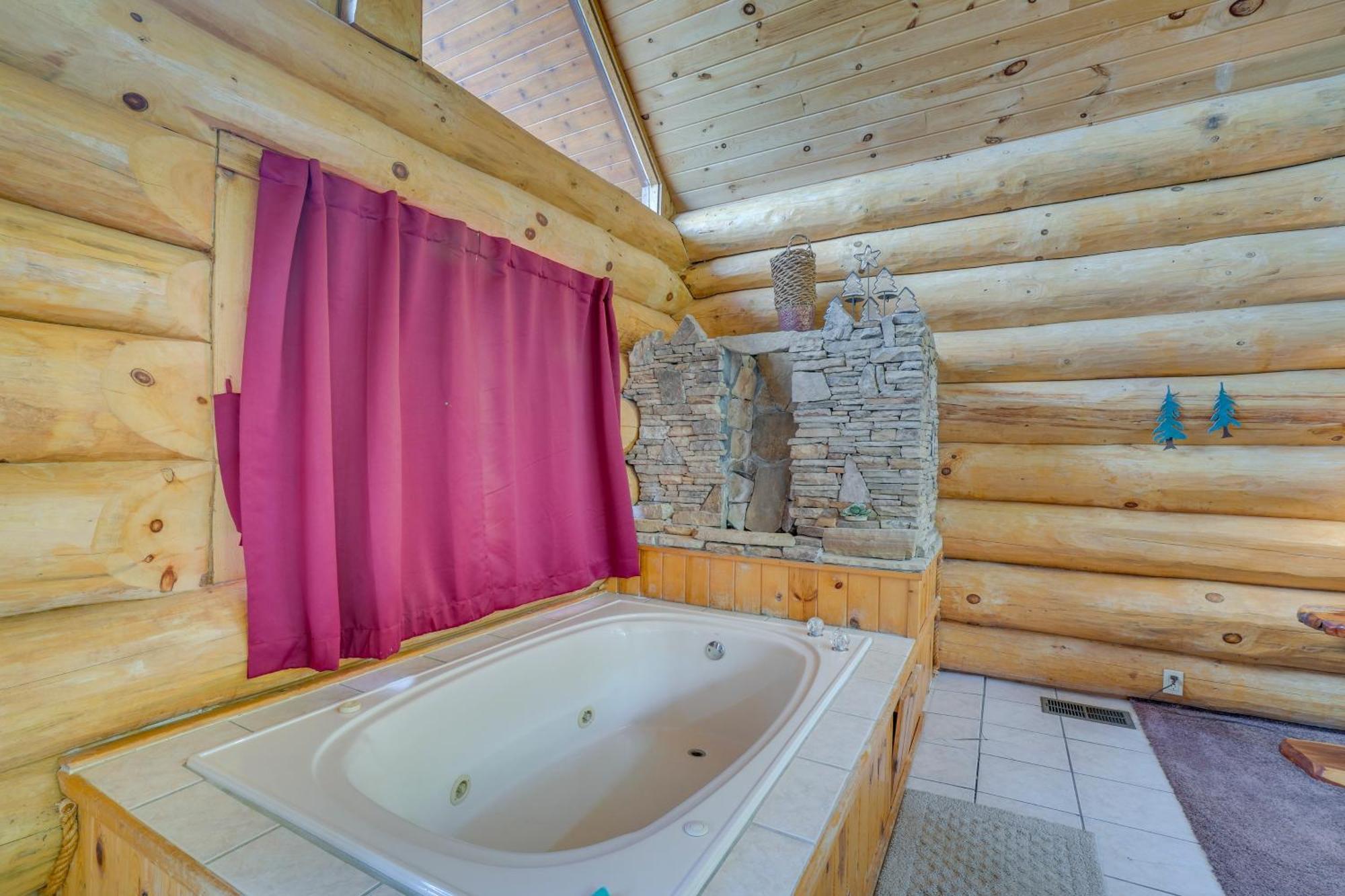 Gatlinburg Cabin With Hot Tub About 11 Miles To Downtown Exteriör bild